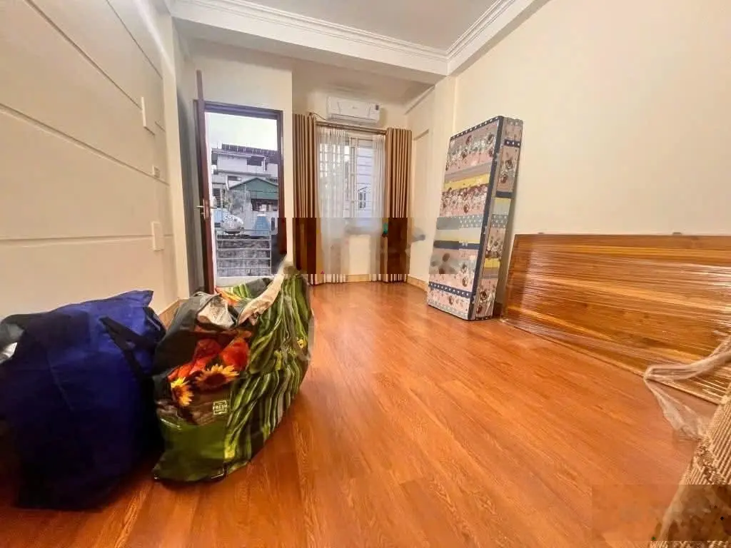 Bán nhà mặt phố vạn bảo. 50/70 m2, 9 t thang máy, lô góc, ôtô tránh, kinh doanh sầm uất. giá 30 tỷ