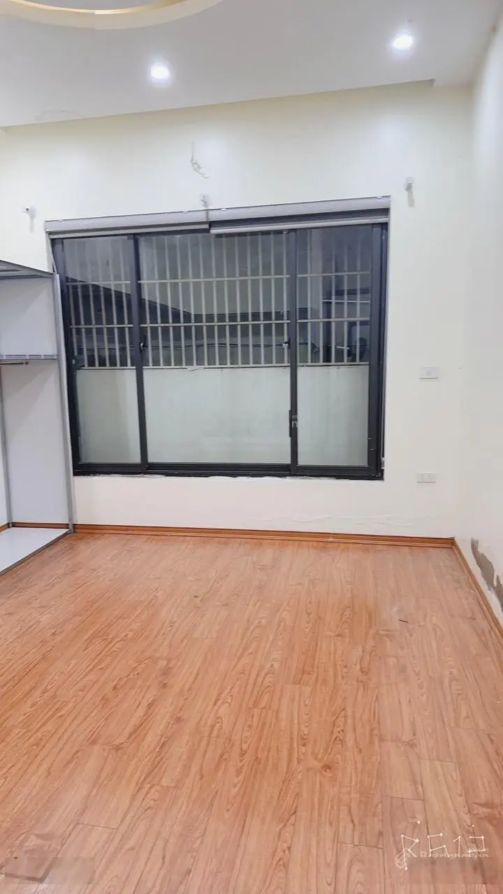 Bán nhà riêng phố Bồ Đề 108m2 x 5T xe 7 chỗ vào, MT 5.8m hậu 6m giá 16 tỷ LH: 0902132489