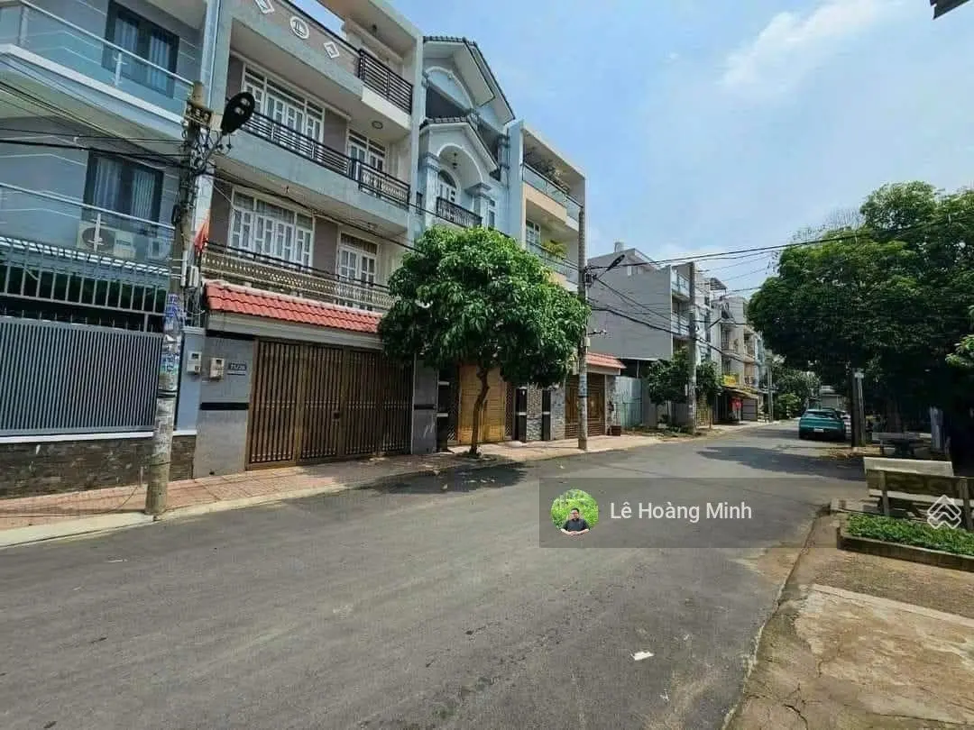 Nhà phố 5,5m x 19m. Xây 1 hầm 3 lầu Sát công viên 1/ Hẻm 12m thông Nguyễn Thị Búp