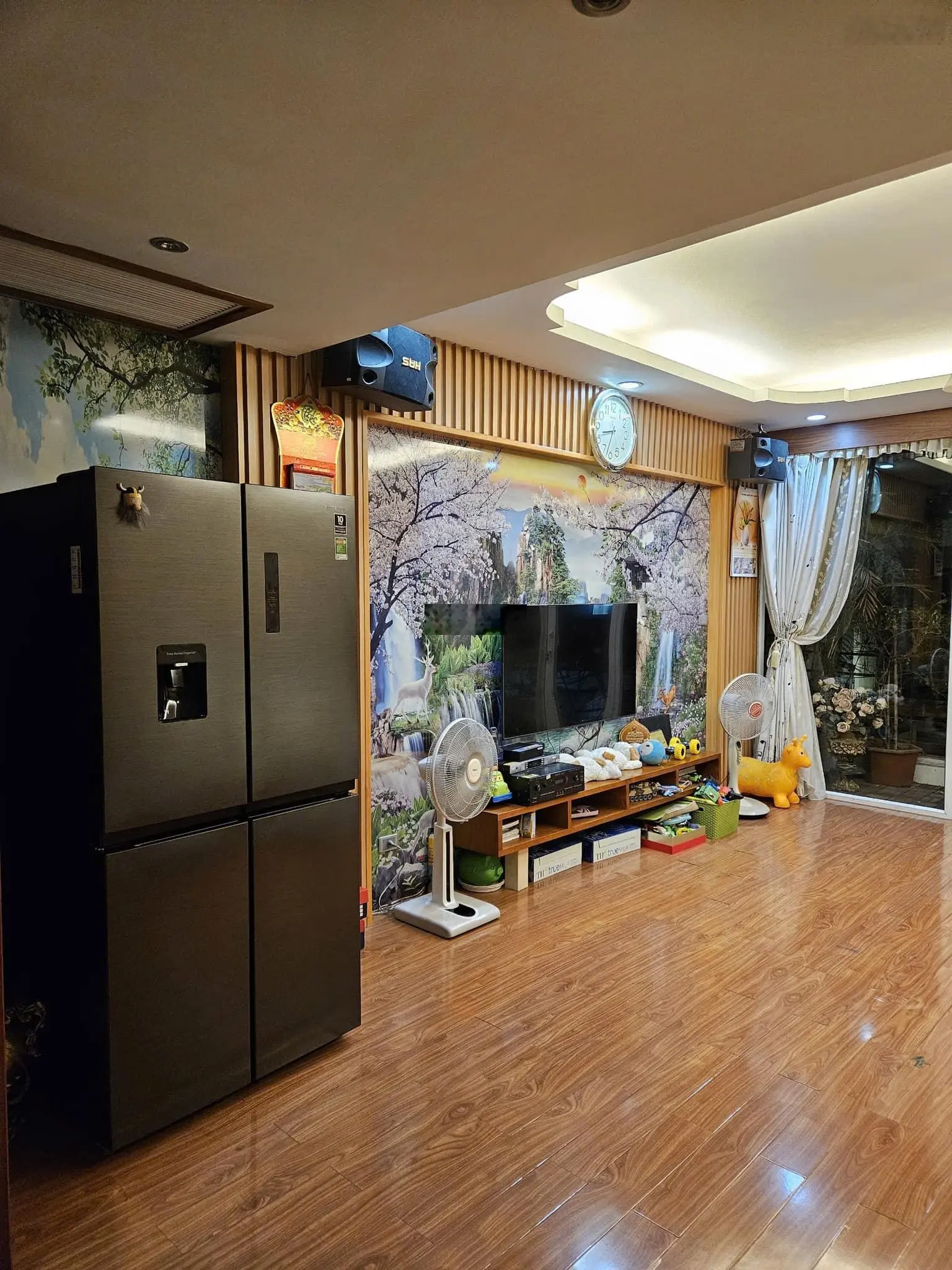 15 tỷ mua nhà Tây Hồ, 5 tầng, xây dựng 50m2/sàn nội thất đầy đủ, điện tử đắt tiền, Lh 0394 434 ***