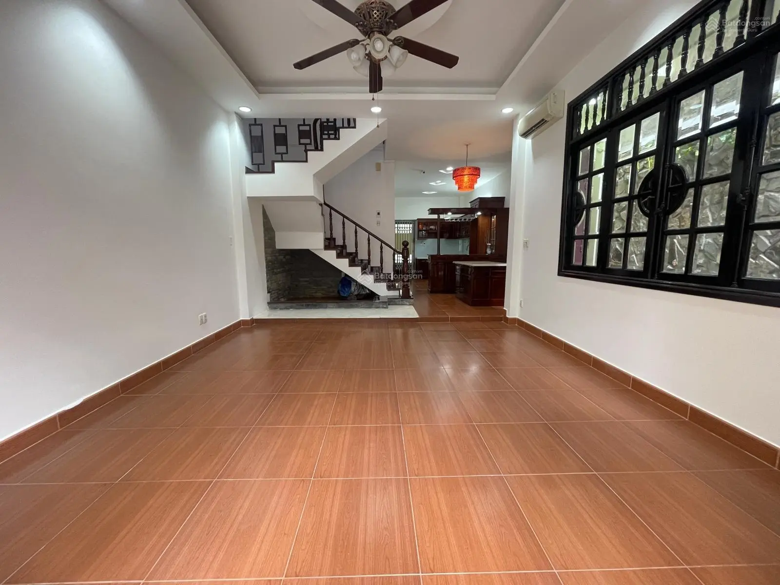 NHÀ 2 TẦNG RỘNG Ngay Nhà thờ Fatima, đường ô tô thông - Khu dân cư đồng bộ - Nội thất cơ bản.