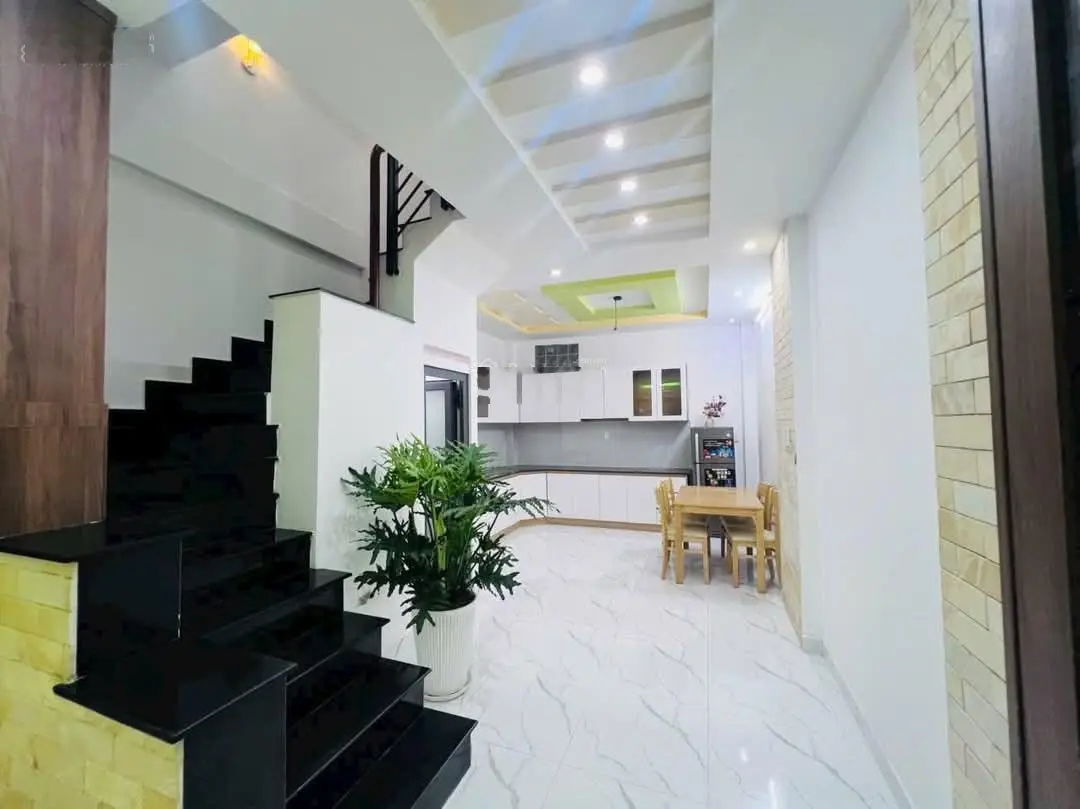 Bán gấp nhà HXH thông- Phùng Văn Cung, P.7, Phú Nhuận.Giá 2TY750/38m2. 1 trệt 2 lầu 4PN 3WC.SHR.