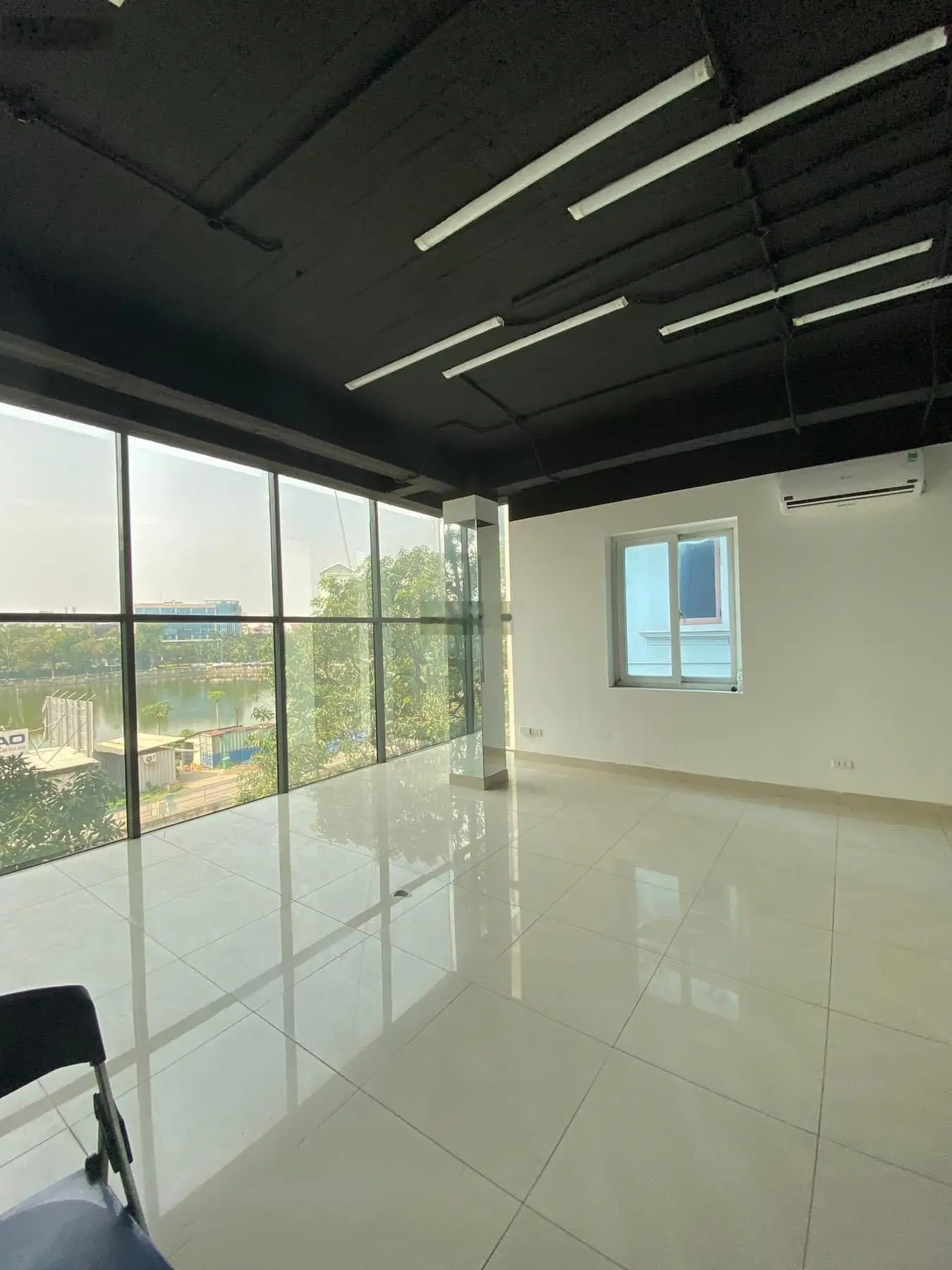 Đẳng cấp Ba Đình, building mặt phố Kim Mã, lô góc, mặt tiền hoa hậu 8,2m. Giá 44,8 tỷ thương lượng