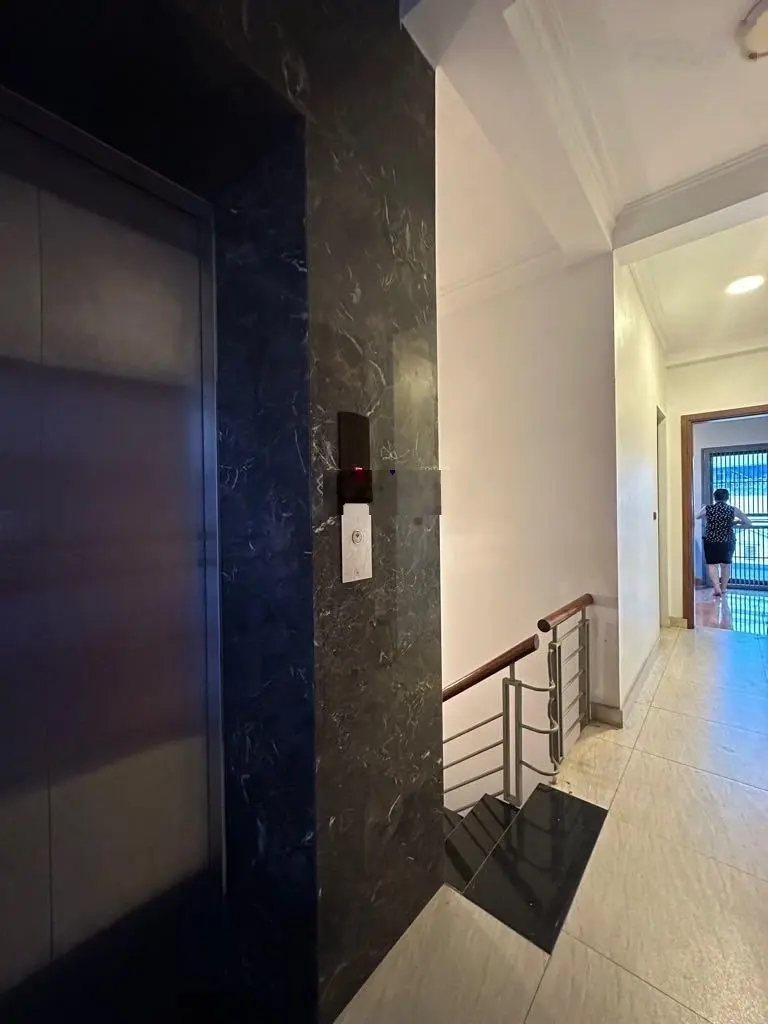 Chính chủ bán nhà phố Tam Trinh, kinh doanh,thang máy, không dính QH, 67m2, 5tầng, giá 16 tỷ có TL