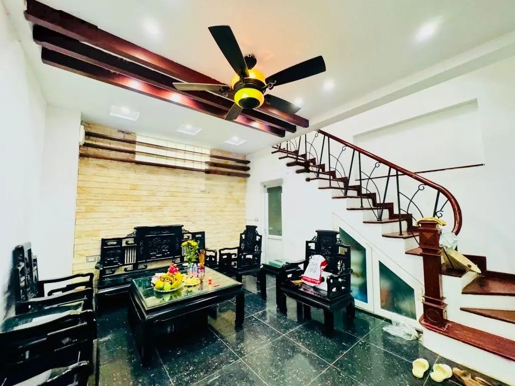 Bán nhà phố Kim Ngưu - trung tâm Quận Hai Bà Trưng - 45m2 5 tầng - 40m ra ô tô - chỉ hơn 6 tỷ