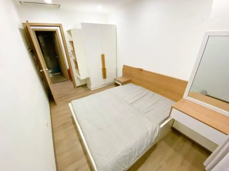 Bán căn hộ 584 Sacomreal, Q. Tân Phú, DT: 105m2, 3PN, 3WC, giá 3tỷ6, có sổ. LH: 0903 318 *** Minh