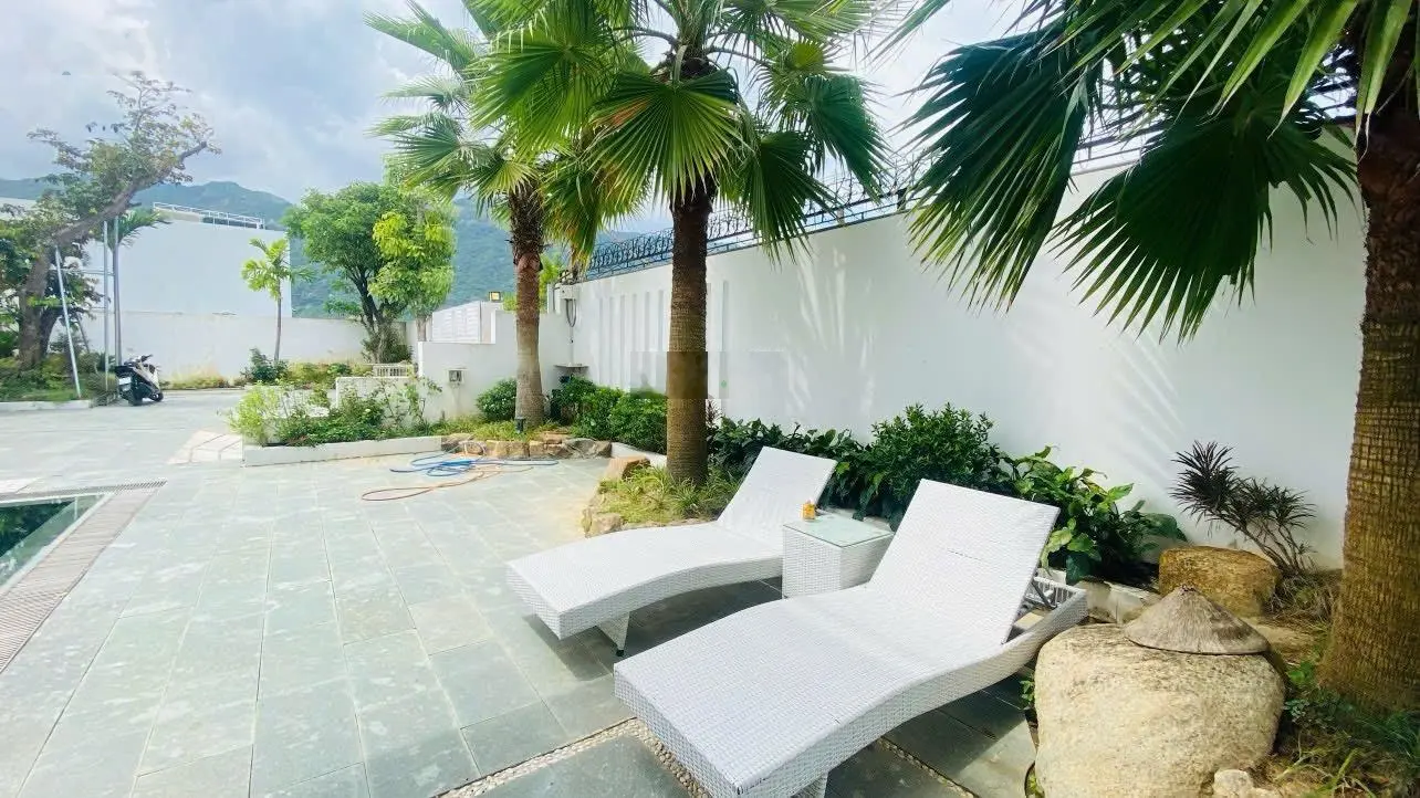 Biệt thự nghỉ dưỡng có hồ bơi ở xã phước đồng
