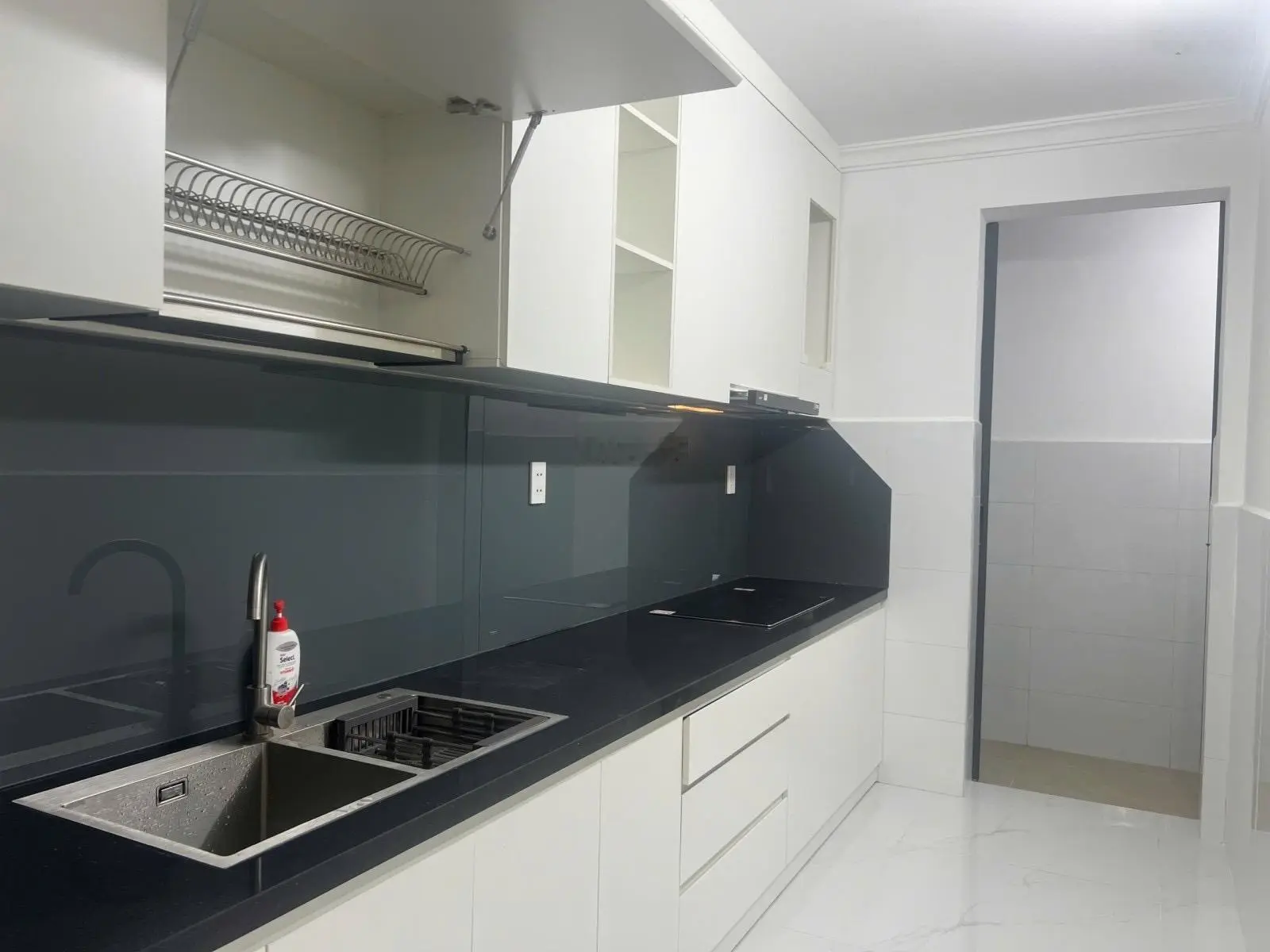 Bán gấp nhà mặt phố 85m2, 8,4 tỷ vnd tại đường 26, hiệp bình chánh