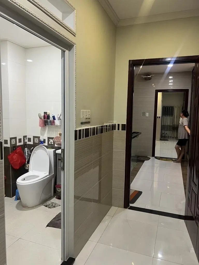 Bán nhà Khánh Hội Quận 4 - hẻm ôtô - 60m2 - 5 Tầng - 8 tỷ - Tiện kinh doanh