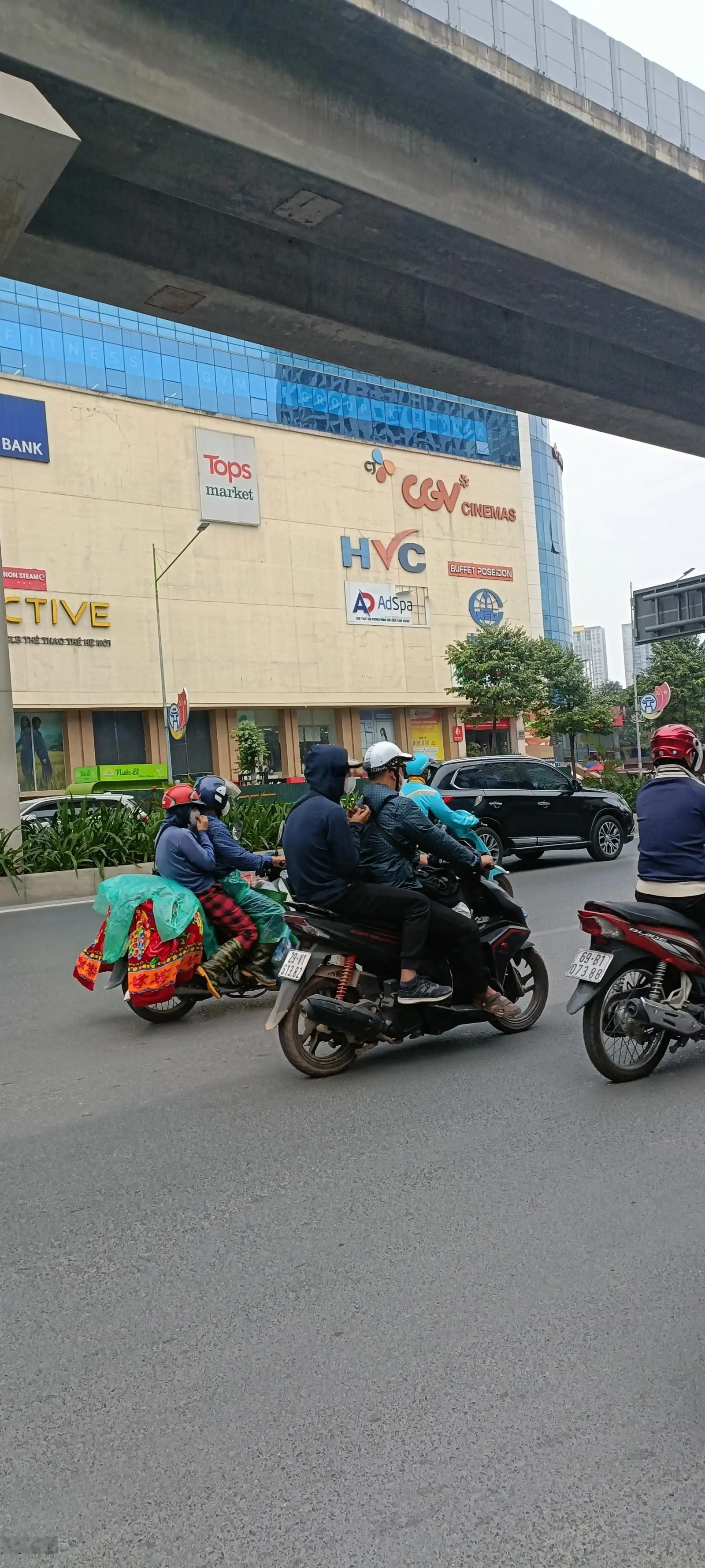 CCMN Chiến Thắng, Văn Quán, Hà Đông Dt 51m, 6 tầng THANG MÁY,12 P KK giá nhỉnh 10 tỷ, gần ô tô.