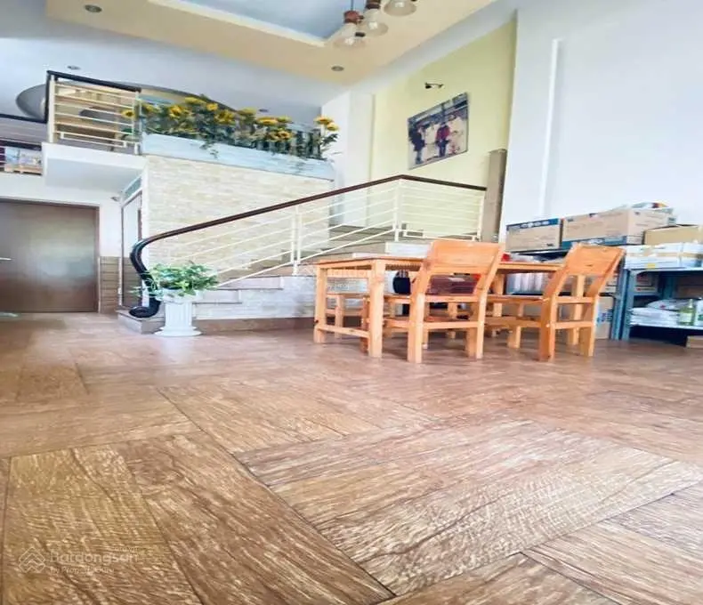 Hẻm 8m thông tứ phía Cộng Hòa, P.4, Tân Bình, 87m2, 5 tầng, ngang 5,1m
