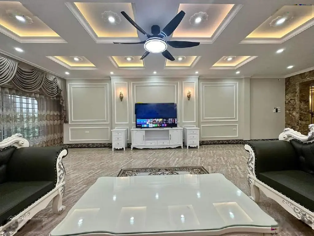 Mặt ngõ ô tô thông, 2 oto vào nha - 7 tầng thang máy - nhà đẹp nội thất xịn - 3 bước hồ điều hòa.