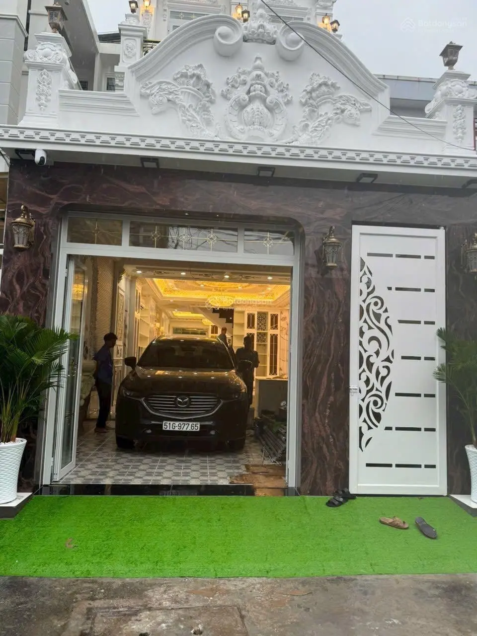 Bán biệt thự cổ điển vàng hẻm xe hơi Đào Tông Nguyên Nhà Bè - gara xe hơi - DT 95m2. LH 0788911161