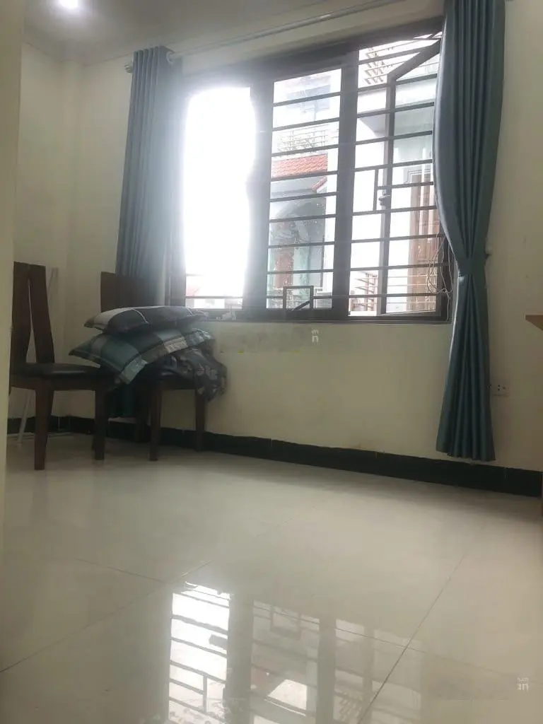 Chính chủ bán nhà 4 tầng hiện đại 35m2, giá 3.55 tỷ - ô tô đỗ cửa