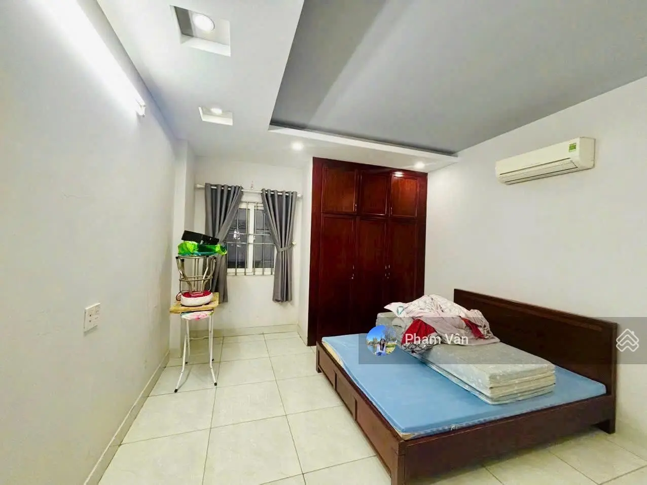 Nhà đẹp 3 Tầng kiên cố chưa qua đầu tư - HXH gần trường Đại học Ngân hàng - Dt 64m2 - sổ hoàn công