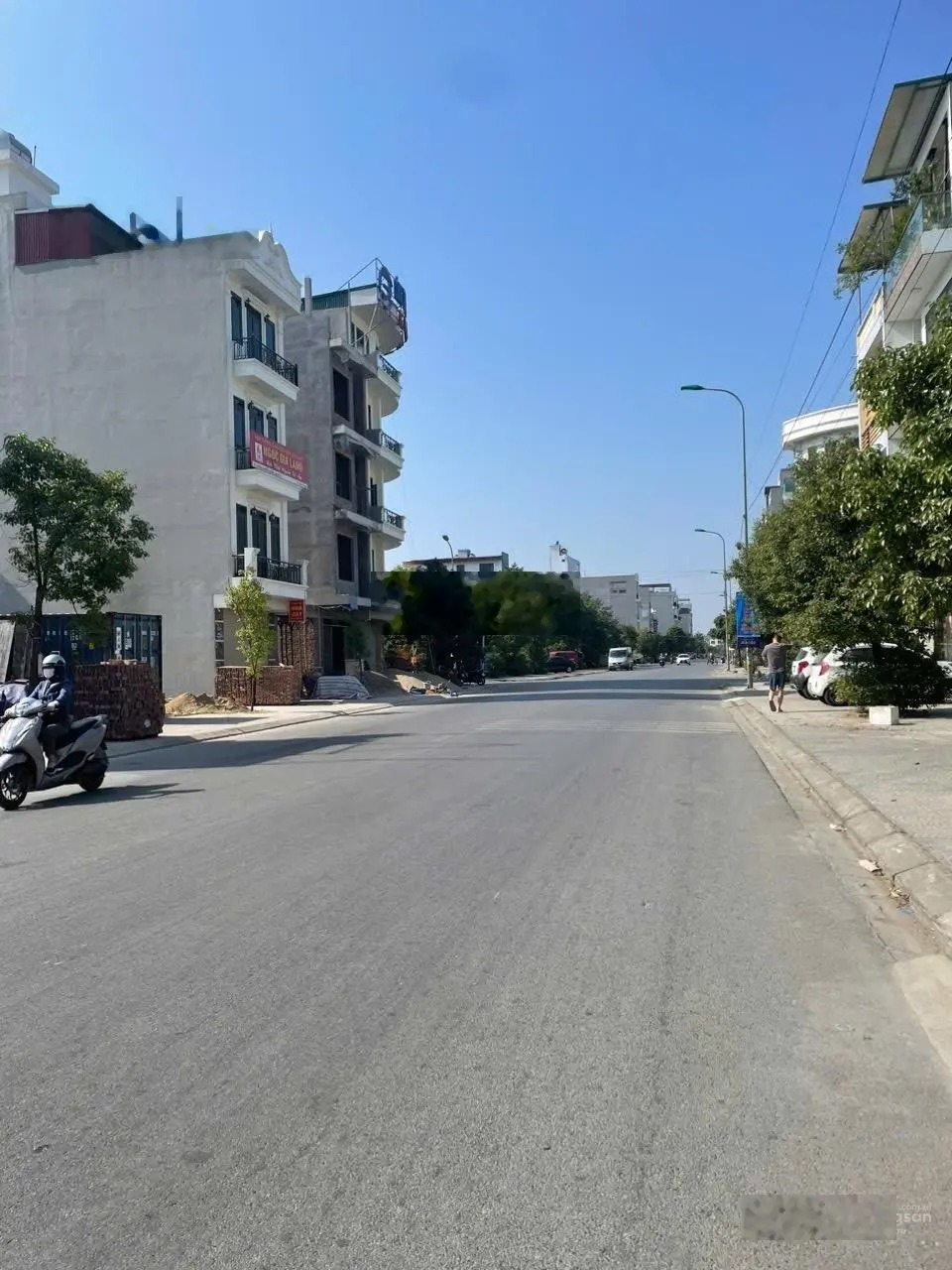 Chính chủ nhờ bán nhanh lô góc đẹp 2 mặt tiền trục chính Nguyễn Quyền - Đại Phúc view vườn hoa