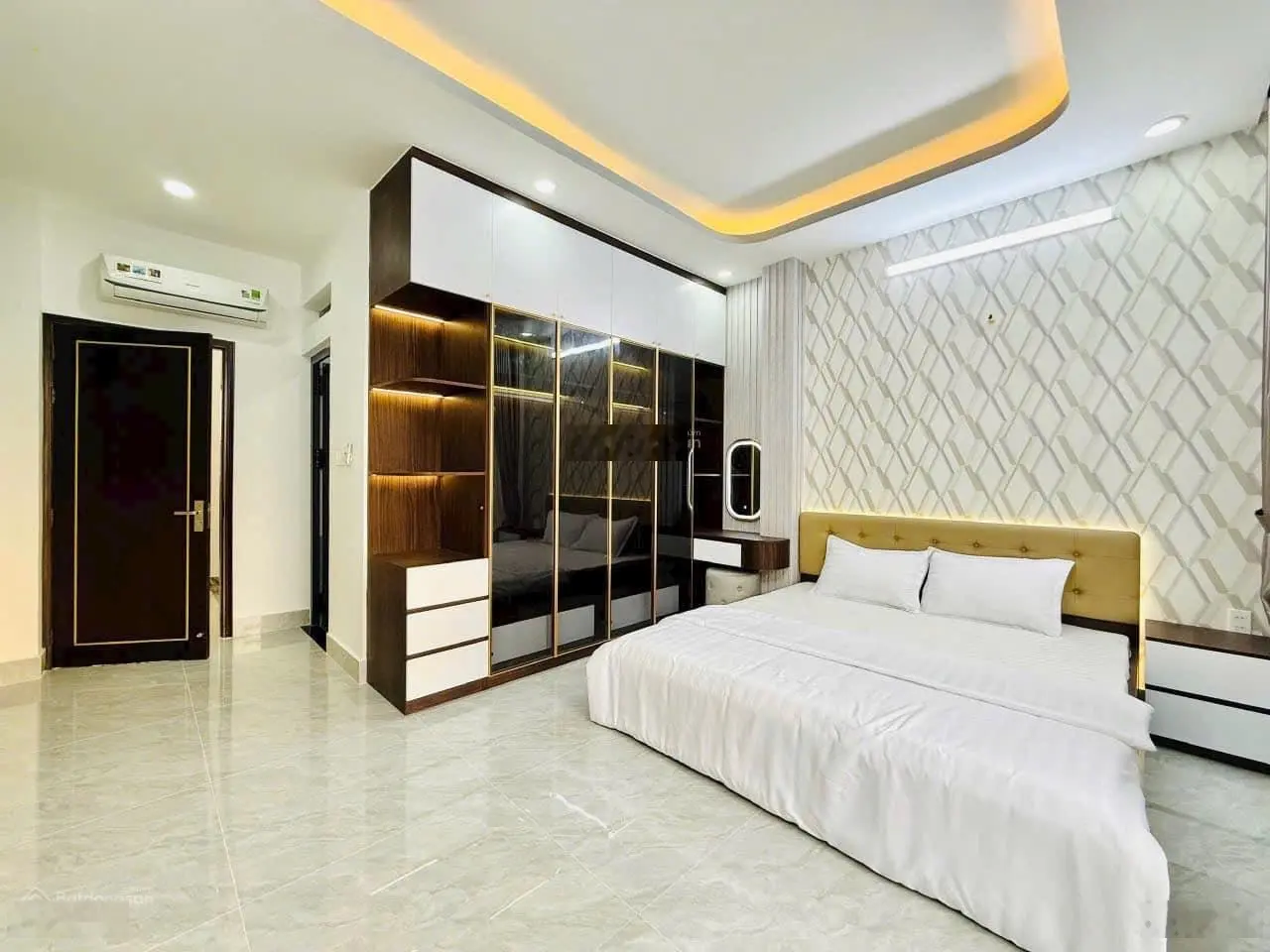 Làm giàu Với BDS tiềm năng | Bán gấp nhà Hoa Giấy, P7, Phú Nhuận 48m2 hẻm ôtô chính chủ
