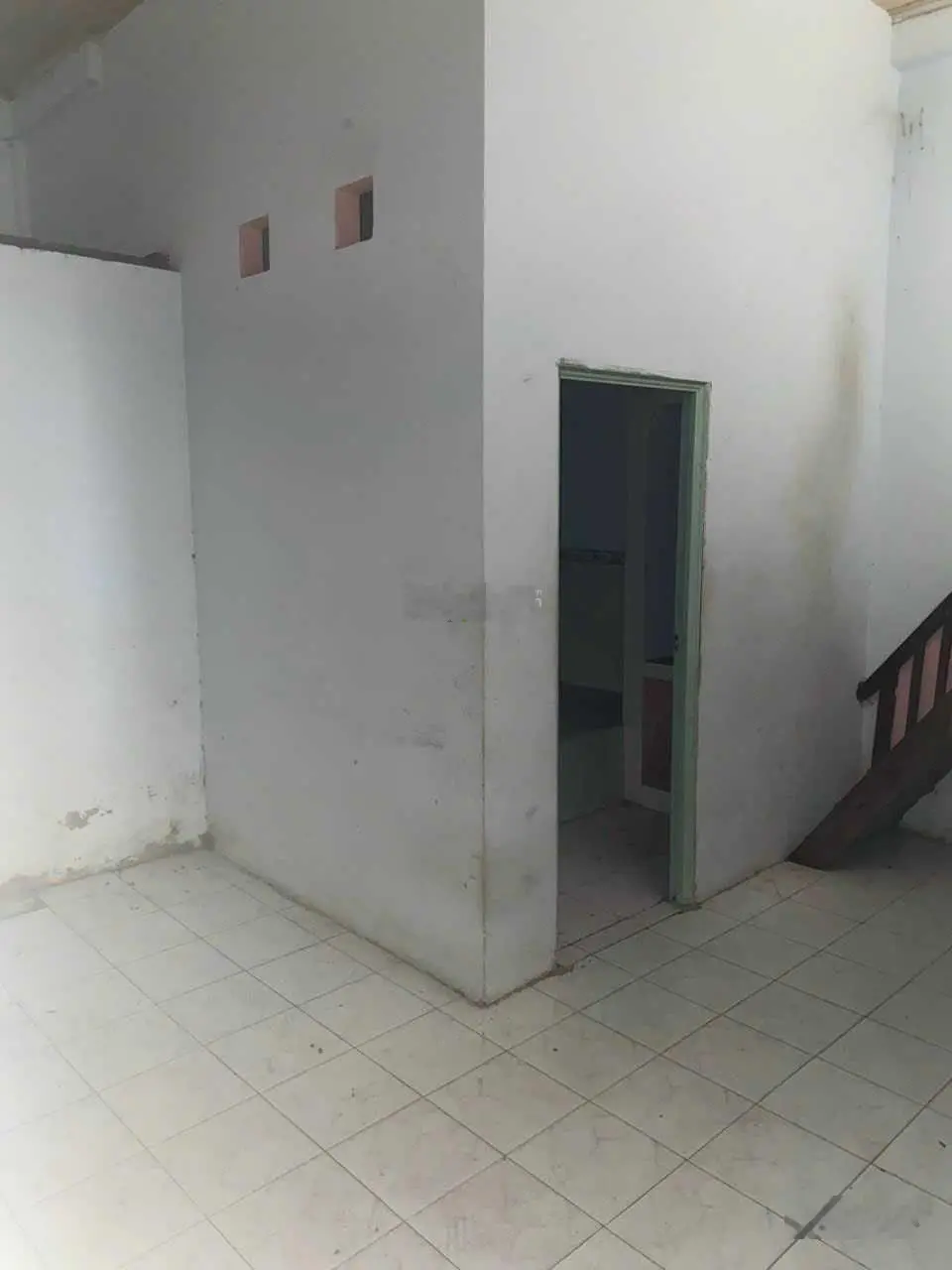 Bán nhà mặt tiền đường Phạm Hùng, P9, TP Vĩnh Long Đối diện trường THCS, THPT Trưng Vương