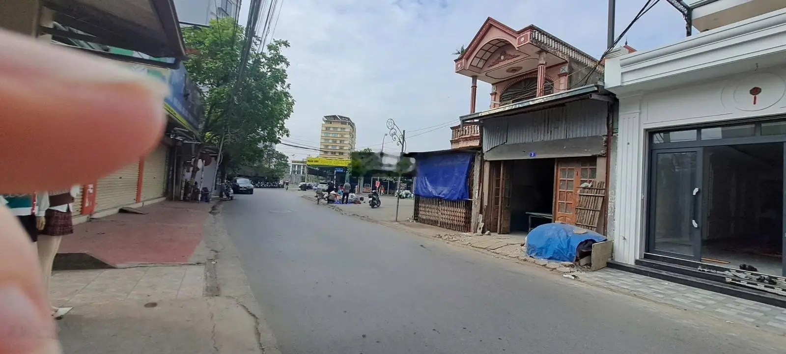 Bán gấp đất mặt đường chợ Lũng
