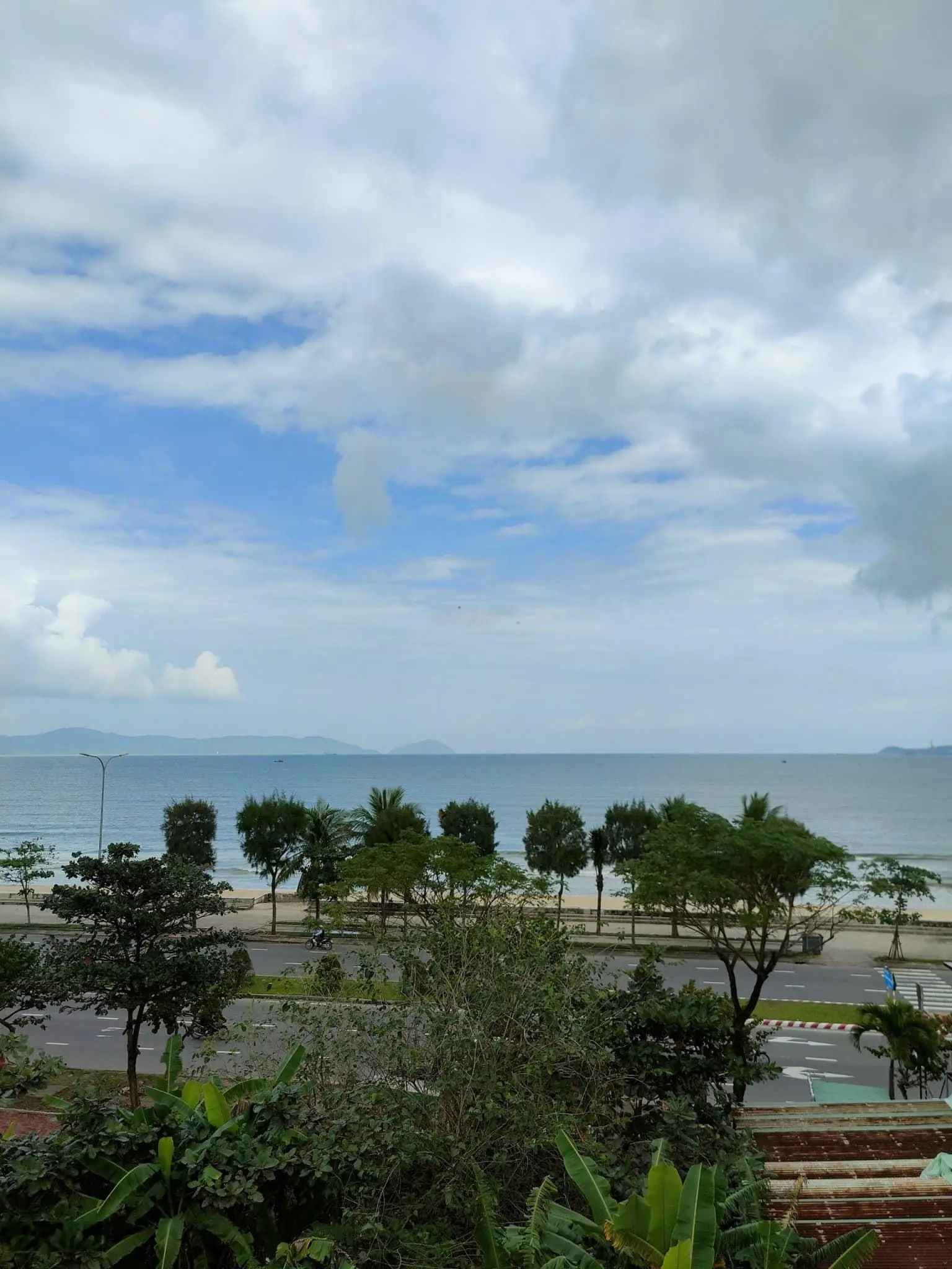 Hạ Giá Bán Nhanh Nhà 4 Tầng Mặt tiền Đường Vũ Quỳnh, Thanh Khê, View Biển Nguyễn Tất Thành, Gía Tốt