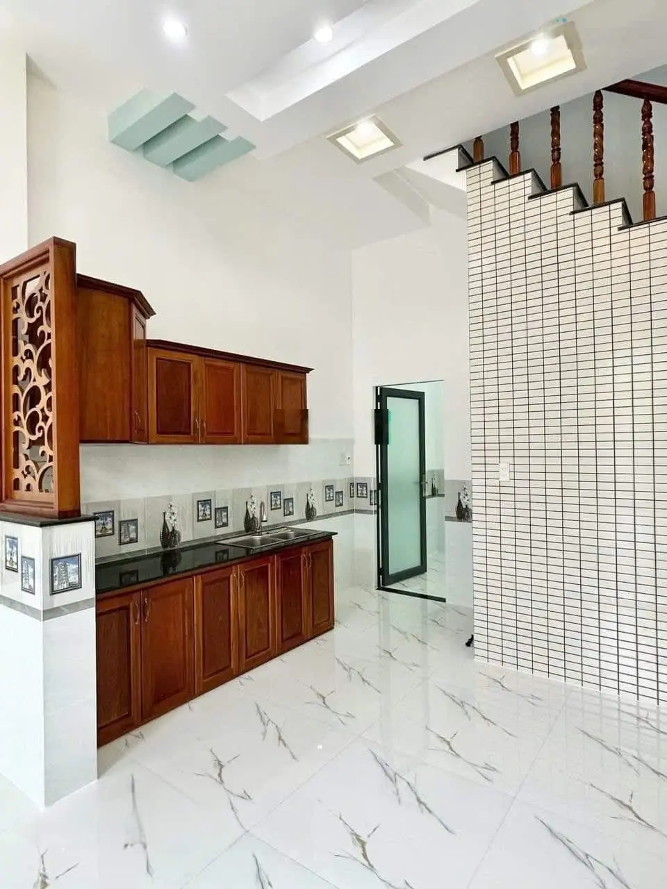 Bán nhà riêng tại Bình Chánh, 60 m2/ 2PN /1WC, giá 1tỷ560 view đẹp, đang cho thuê 7tr/th