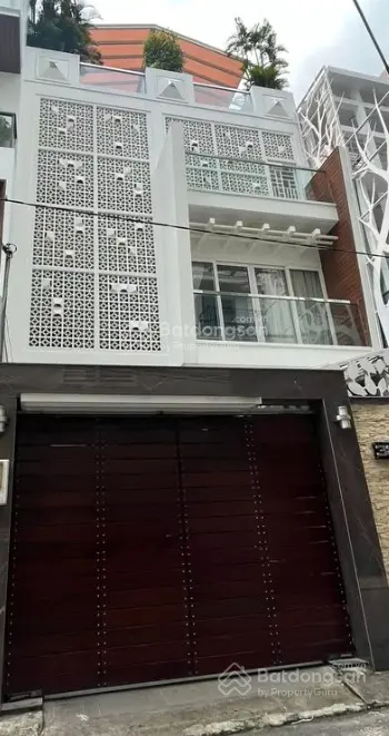 Chính chủ bán gấp nhà đường LÊ HỒNG PHONG ,P2 ,Q5. DT 40m2 - GIÁ 2.8 TỶ . LH 0903632392 QUÂN
