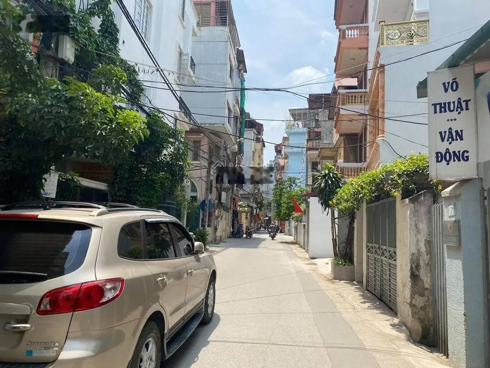 Chính chủ bán nhà mặt ngõ số 22 ngõ 79 Cầu Giấy ô tô tránh kinh doanh, ngõ thông