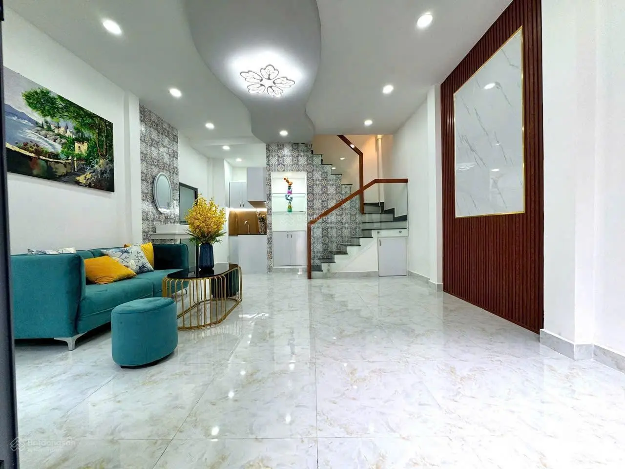Gấp bán nhà nguyễn văn đậu bình thạnh , 30m2 , 2 tầng , ô tô đỗ cách 10m. giá 4,6 ty tl