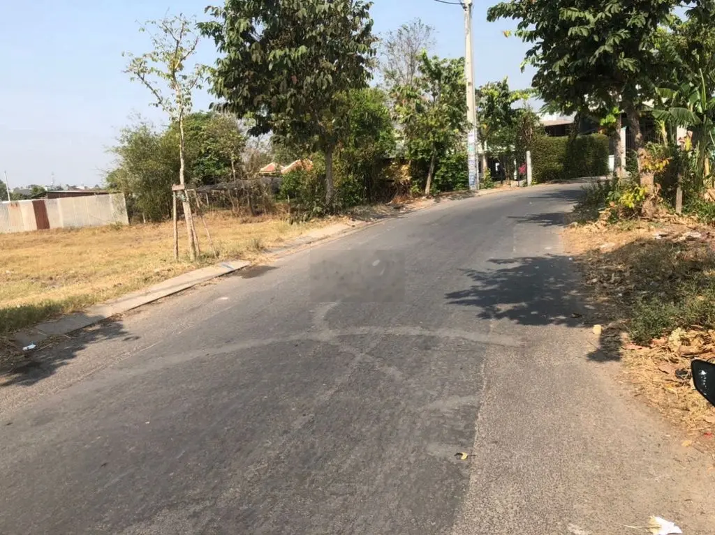 Bán Đất 80m2 Mặt Tiền Ngang 5m Sổ Riêng Thổ Cư Trương Thị Như Hóc Môn