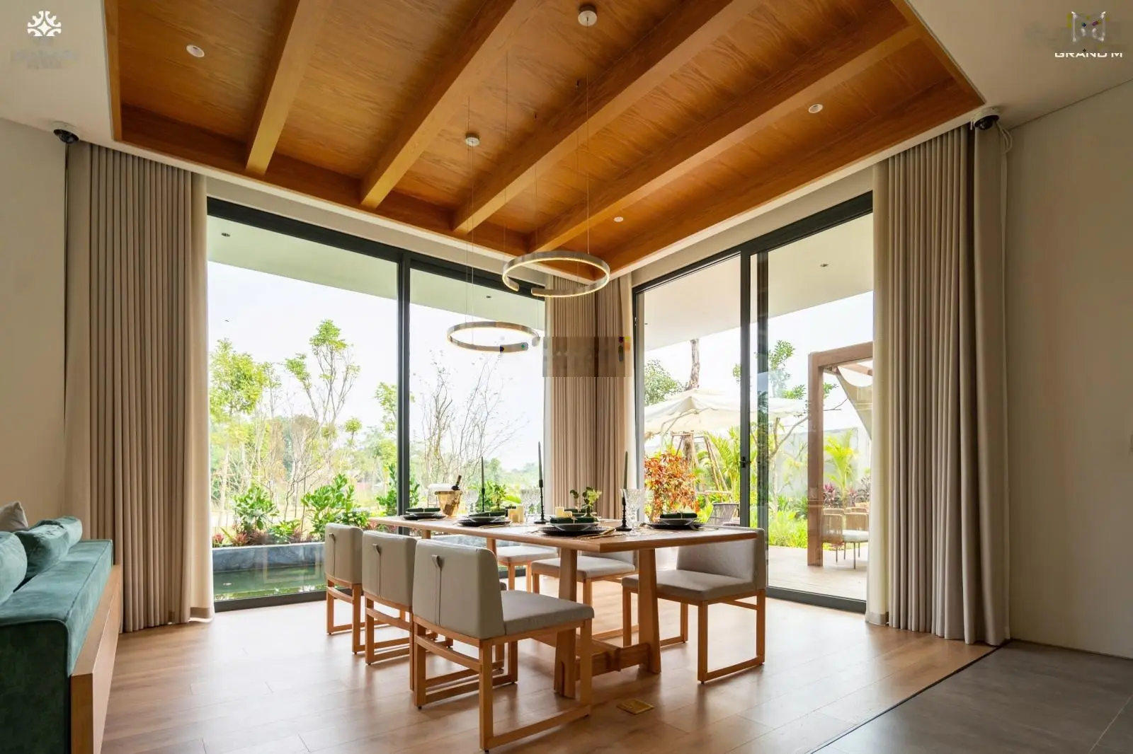 Bán gấp biệt thự Hà Nội Tropical Garden, 14 tỷ, 250m2, 5PN, 4WC, 3 tầng, hot