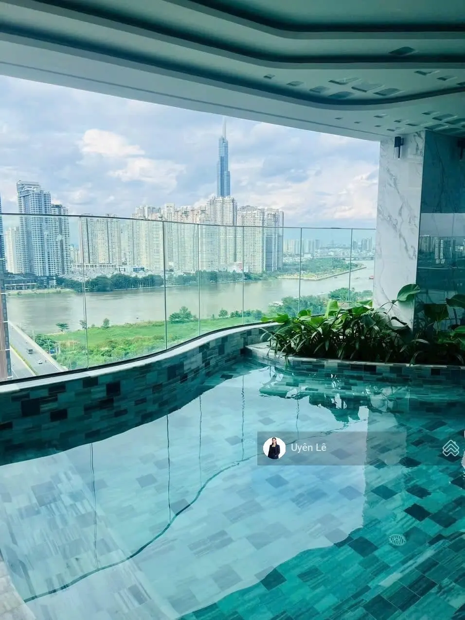 Thủ thiêm zeit 3pn - 24 tỷ 125m2 cần ra hàng gấp. uyên lê 0901 303 ***