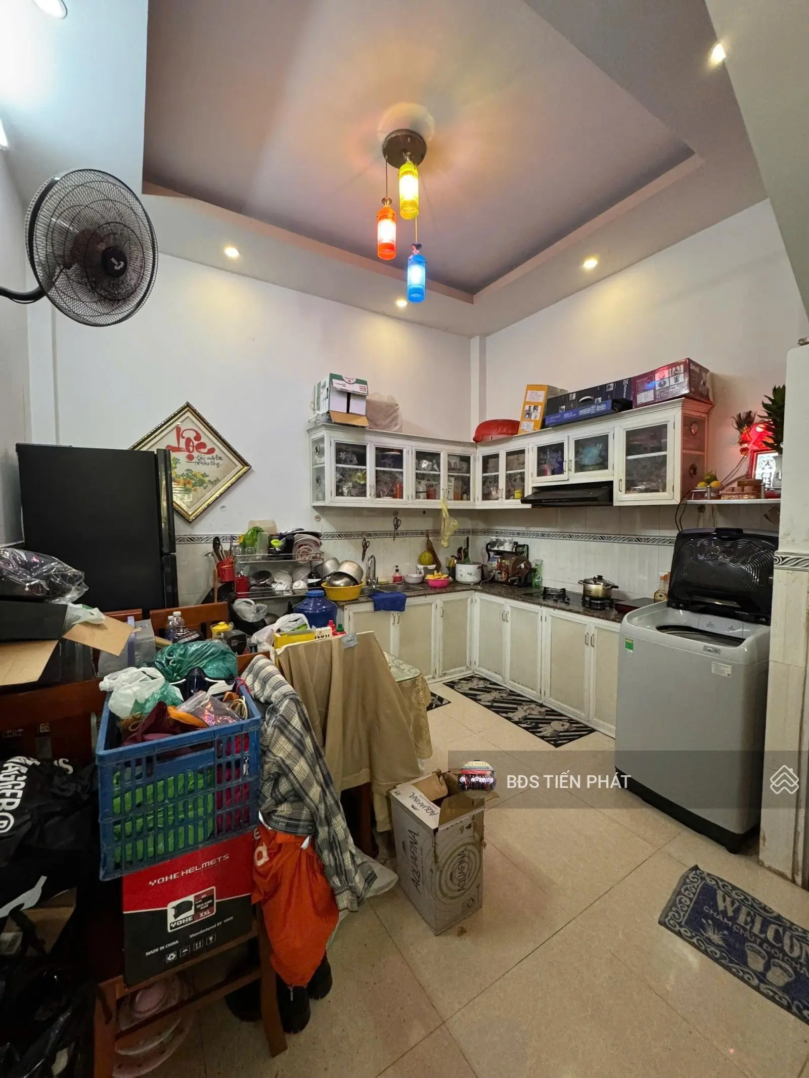 Nhà bán hẻm 1/ đường Đất Mới, DT: 4m x 12m. Kết cấu: trệt, 2 lầu, 4 PN. Nhà đẹp, Giá: 4.45 tỷ.