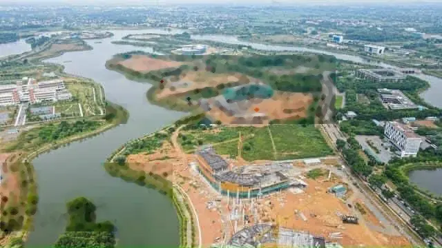 Nhỉnh 1 tỷ, DT 75m2, lô góc, đường thông, sát đường lớn, cạnh trường ĐH, KCNC
