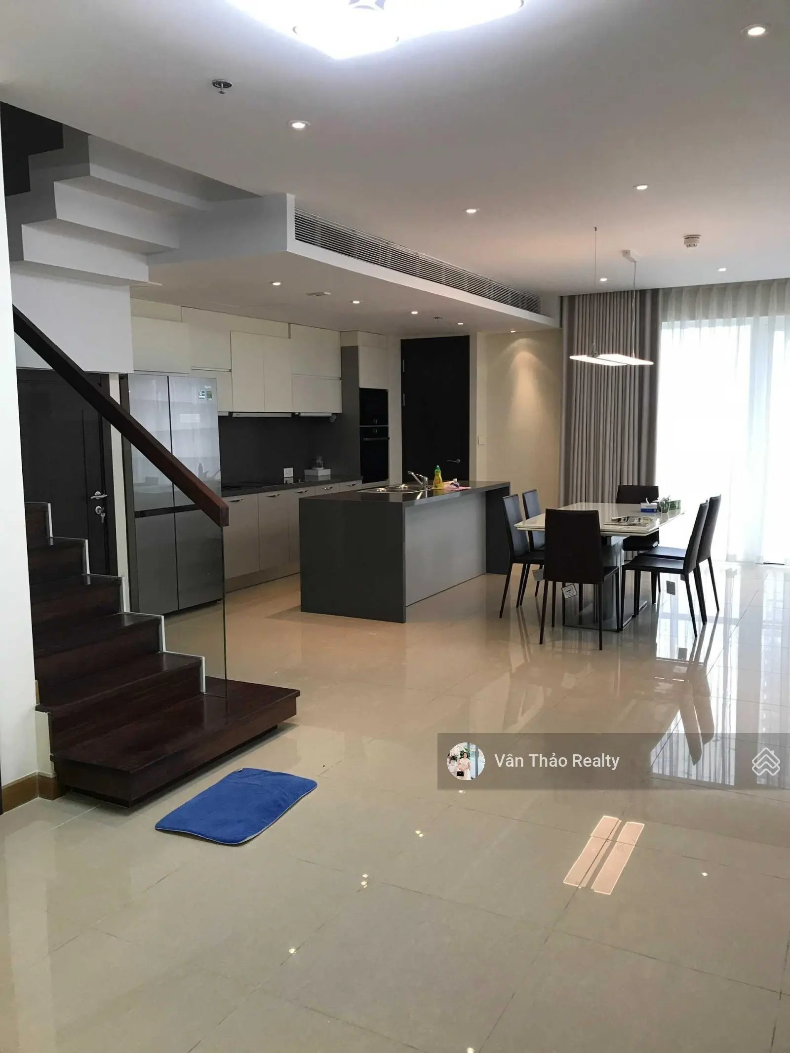(Duplex 200m2 - giá siêu tốt) Bán căn Duplex 4PN - Đã có sổ hồng - ngay Đảo Kim Cương Quận 2