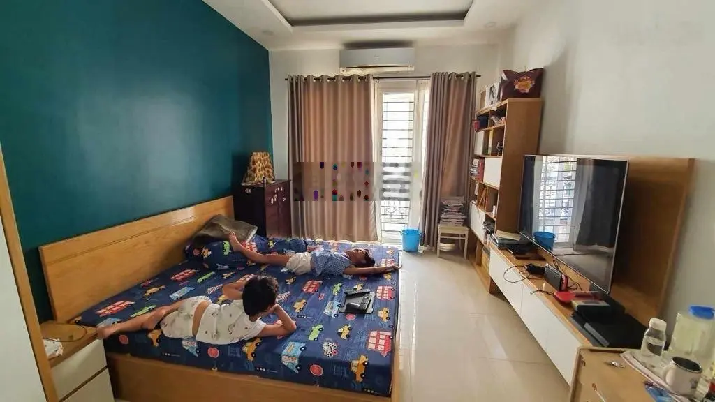 Bán NR 60m2, 11,5 tỷ, 4PN, 5WC tại Bà Lê Chân, Tân Định, Q1, HCM, giá tốt, view đẹp