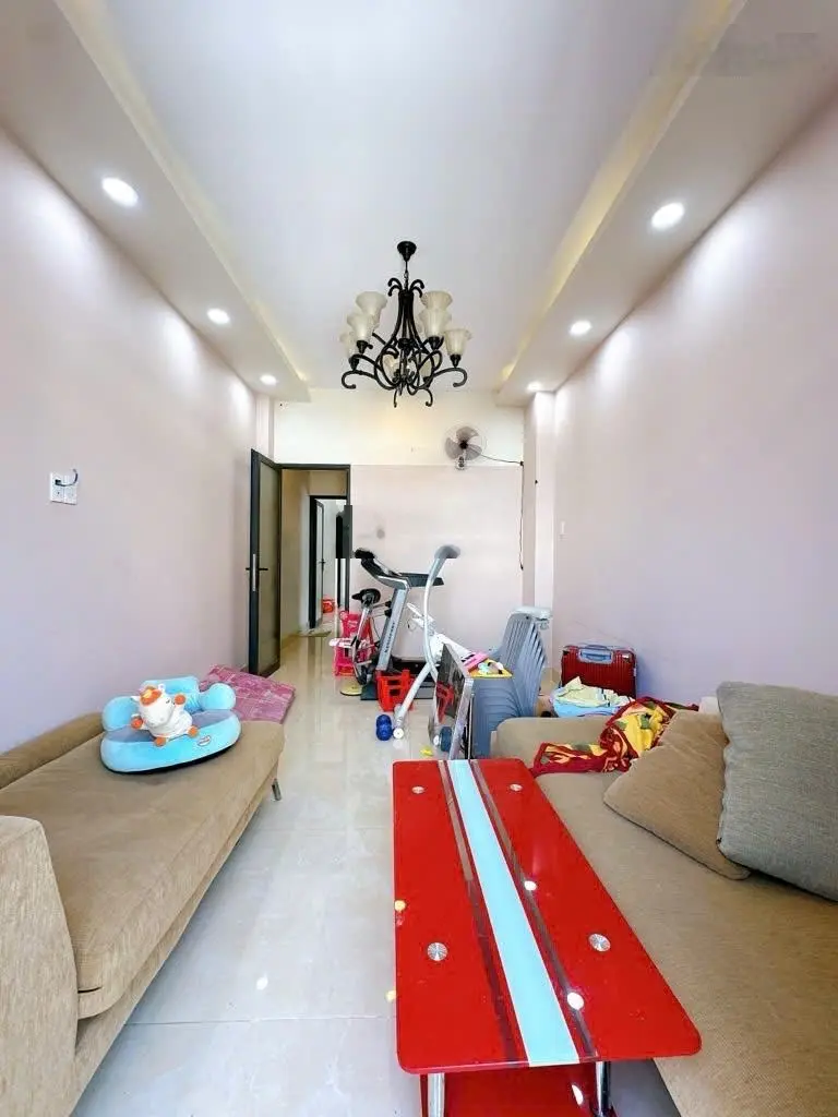 Bán nhà 5 phòng ngủ hẻm 1/ Tôn Đản Quận 4