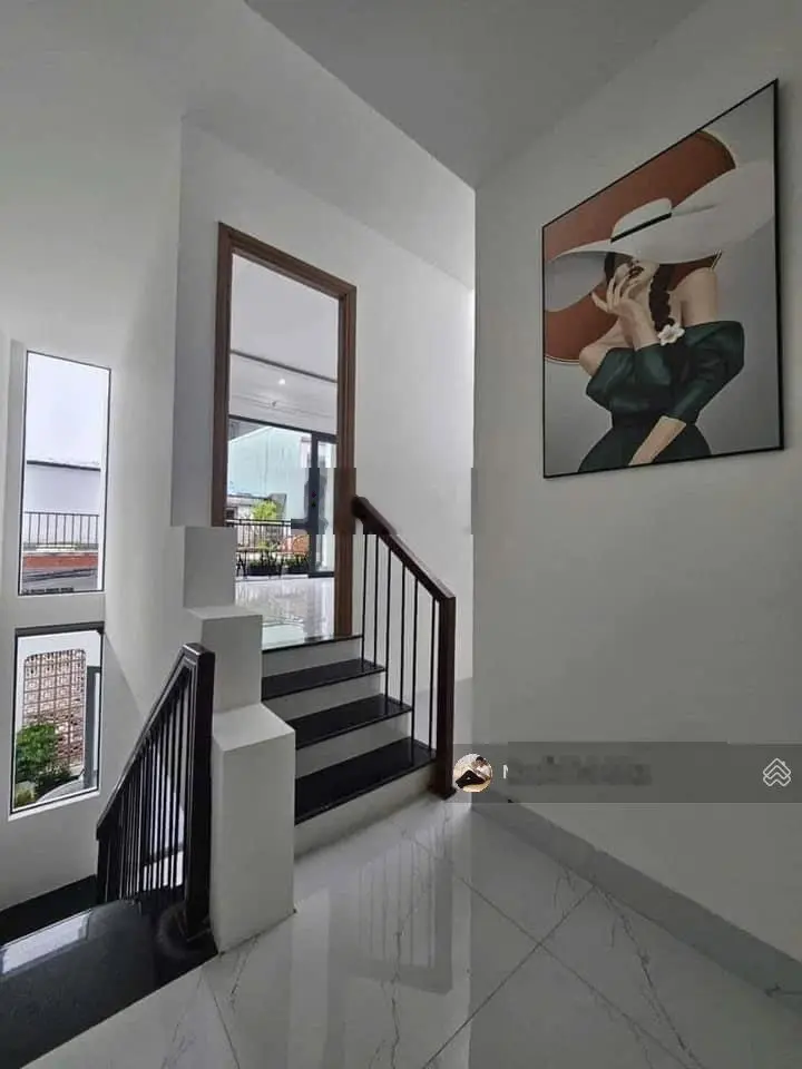 Bán Nhà riêng 75m2 giá 1,55 tỷ đang cho thuê 7tr/tháng gần cổng chào Bình Dương , Vĩnh Phú , SHR
