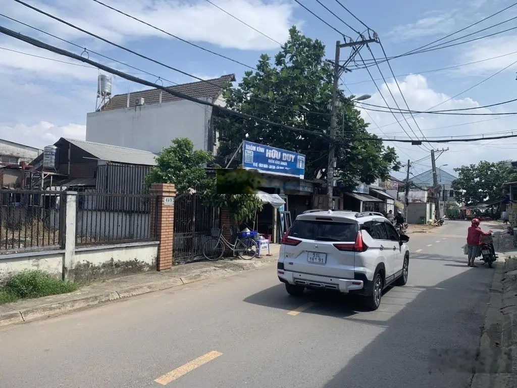 Mặt tiền, đất ở lớn 560m2, gần trung tâm hành chính huyện Hóc Môn(Lê Lợi-Quang Trung)