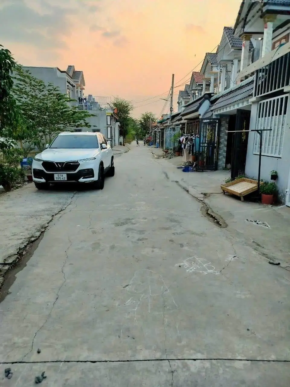 Bán đất Thuận An, MTĐ Nguyễn Văn Lộng, gần UBND Bình Nhâm, 100m2, (5*20). SHR