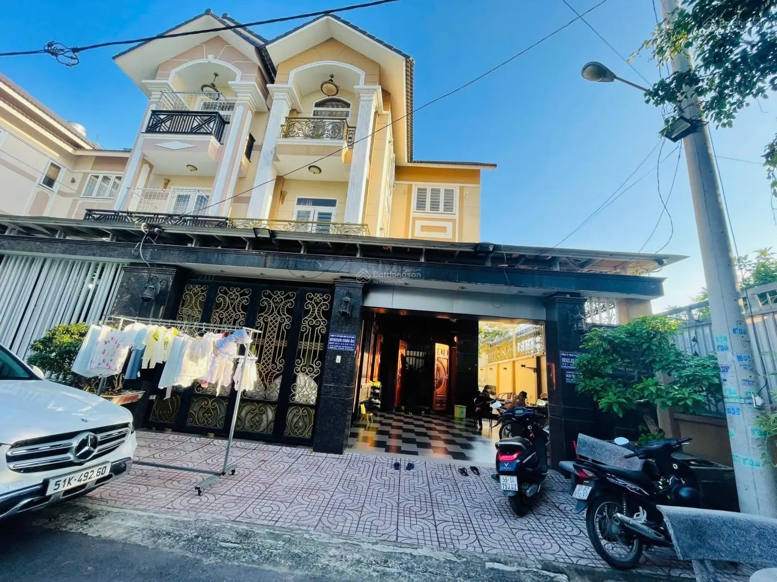 Biệt thự 3 tầng khu nhà ở nam hòa phước long a - quận 9 - ngang 8m, có vỉa hè, dân trí cao