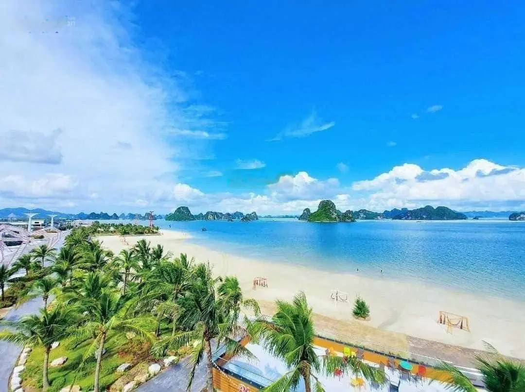Đất trục thông biển, view quảng trường biển, cạnh nhà hàng 5 sao, DT 87,5m2,sổ đỏ, giá 3,6 tỷ