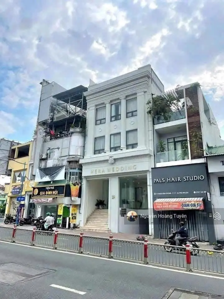 Tầm giá khan hiếm! MT Đinh Tiên Hoàng, Đa Kao, Quận 1 (DTCN 55m2) 4 tầng. Chỉ 16 tỷ khách thiện chí