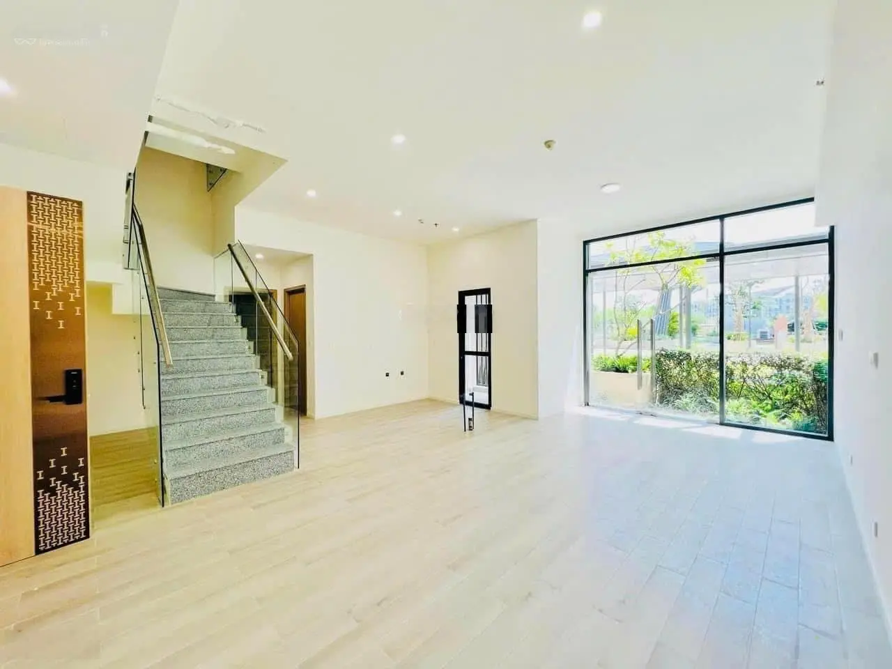 Nhận Booking Duplex compound Masteri Centre Point tại Vinhomes Grand Park. LH 0828/030/977 Thiện