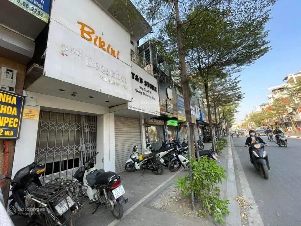 Mặt phố VIP ! Nguyễn Lương Bằng vỉa hè đá bóng - kinh doanh đỉnh - nở hậu.