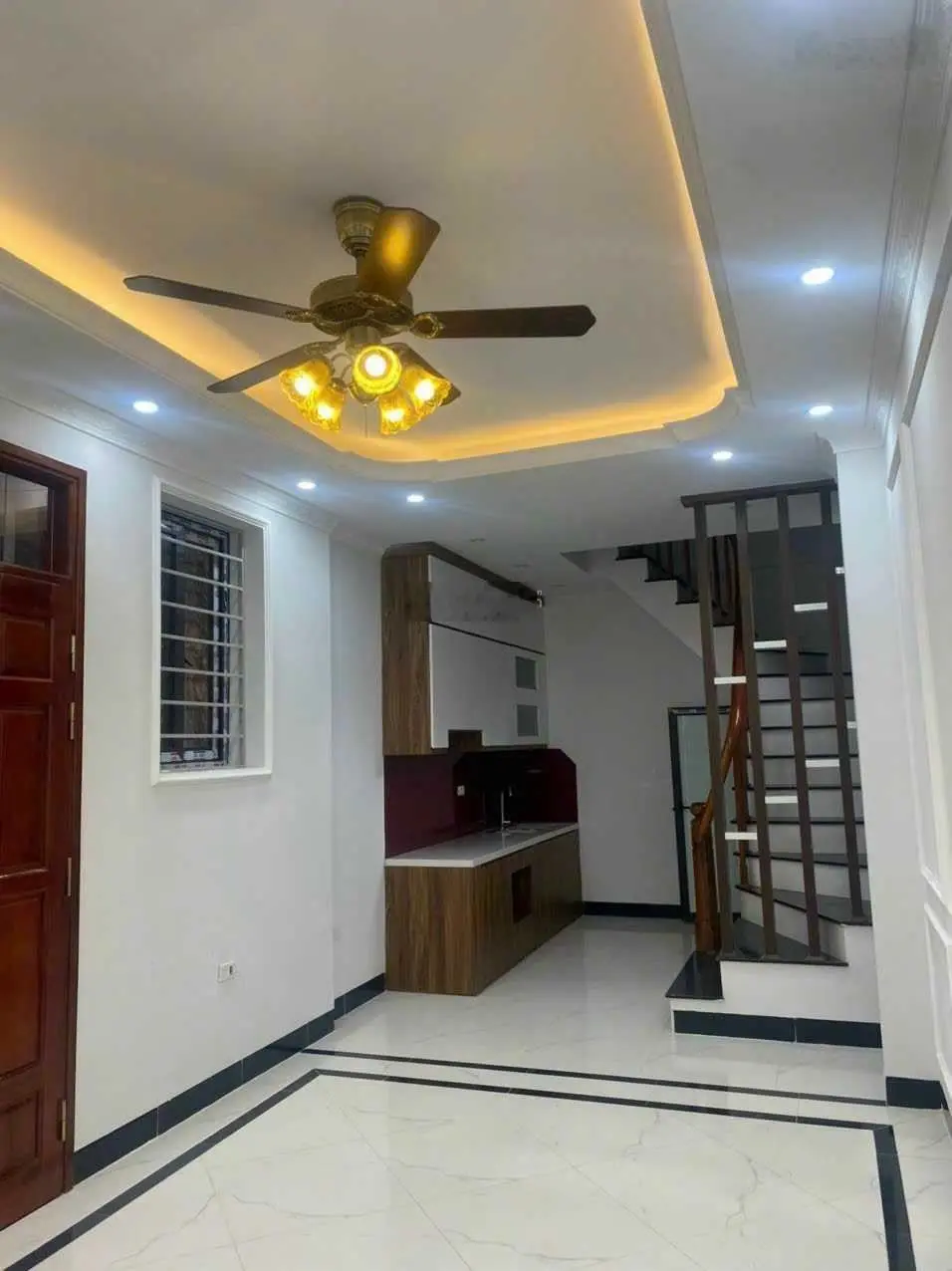 Bán gấp nhà 3 tầng đường gần ô tô dân xây full nội thất tại Cựu Quán, Đức Thượng Hoài Đức
