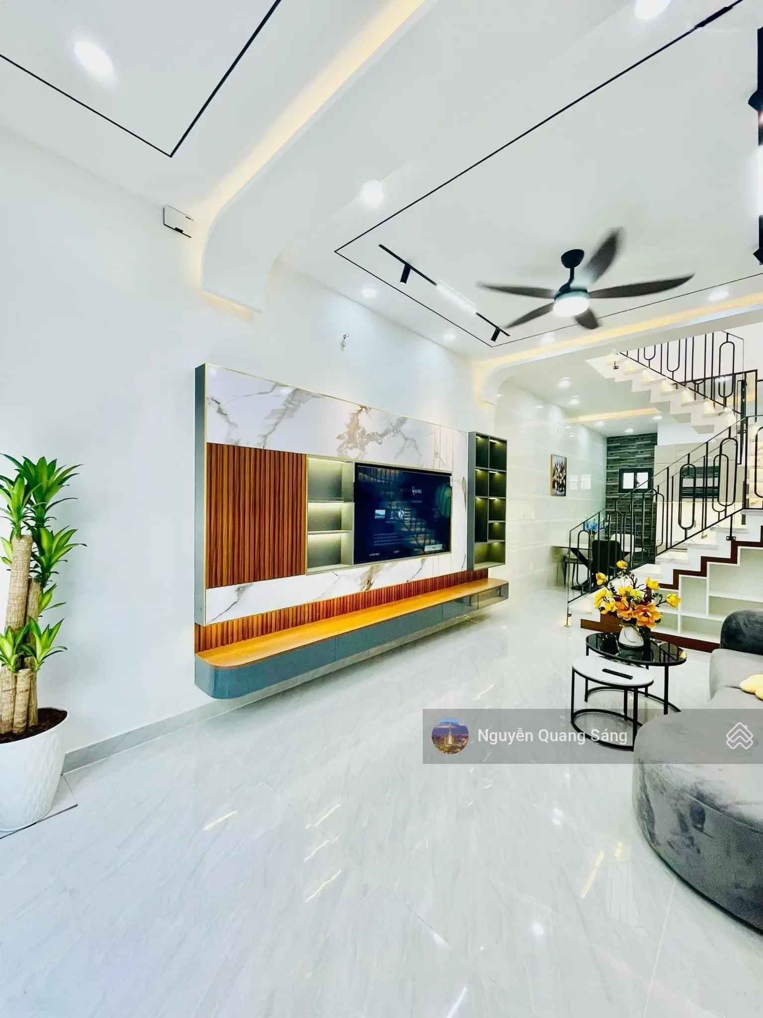 Kẹt tiền bán gấp nhà Nguyễn Xí, Phường 26, Bình Thạnh. Giá còn thương lượng. 0904430105