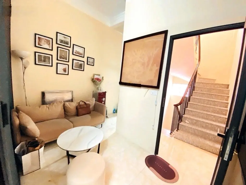 Bán nhà riêng tại Phố Vọng, 16,5 tỷ, 36m2, 3PN, 4WC, mặt tiền 3,7m, Q. Hai Bà Trưng, HN