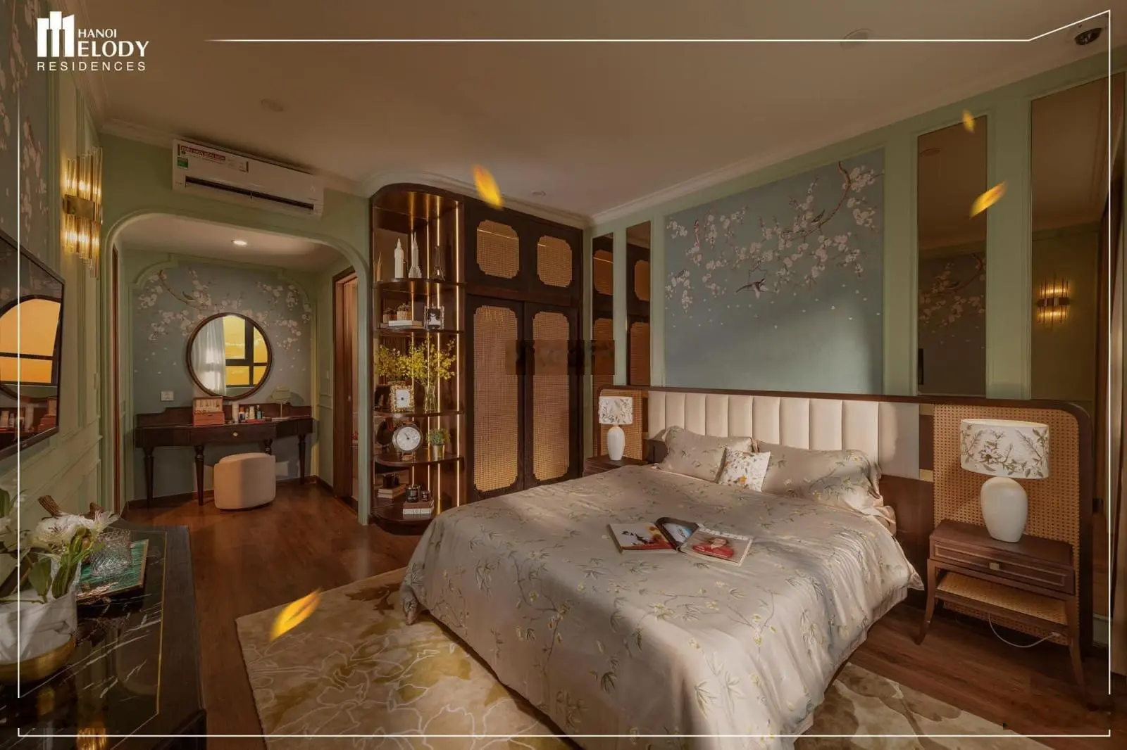 Chính chủ cần bán căn hộ Melody Linh Đàm, DT101m2, 3PN, 2VS giá đầu tư ck 38%