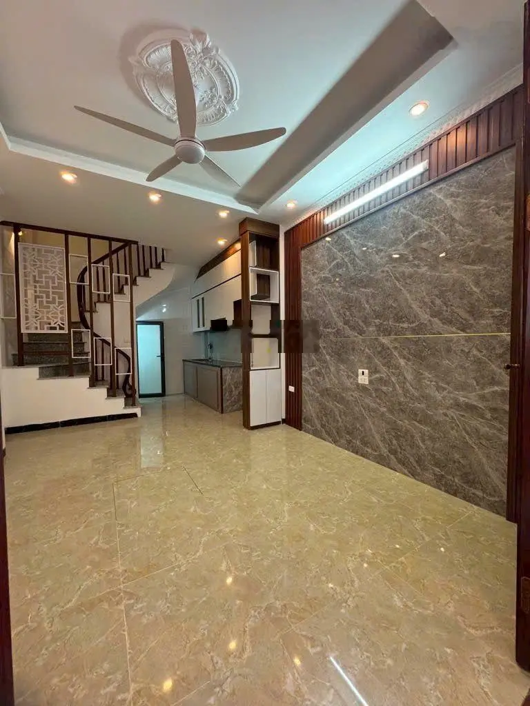 Bán nhà phúc lợi cạnh cc ecohome 34m2 x 5 t ngõ 2,5m giá nhỉnh 4 tỷ hàng xóm vinhomes riverside
