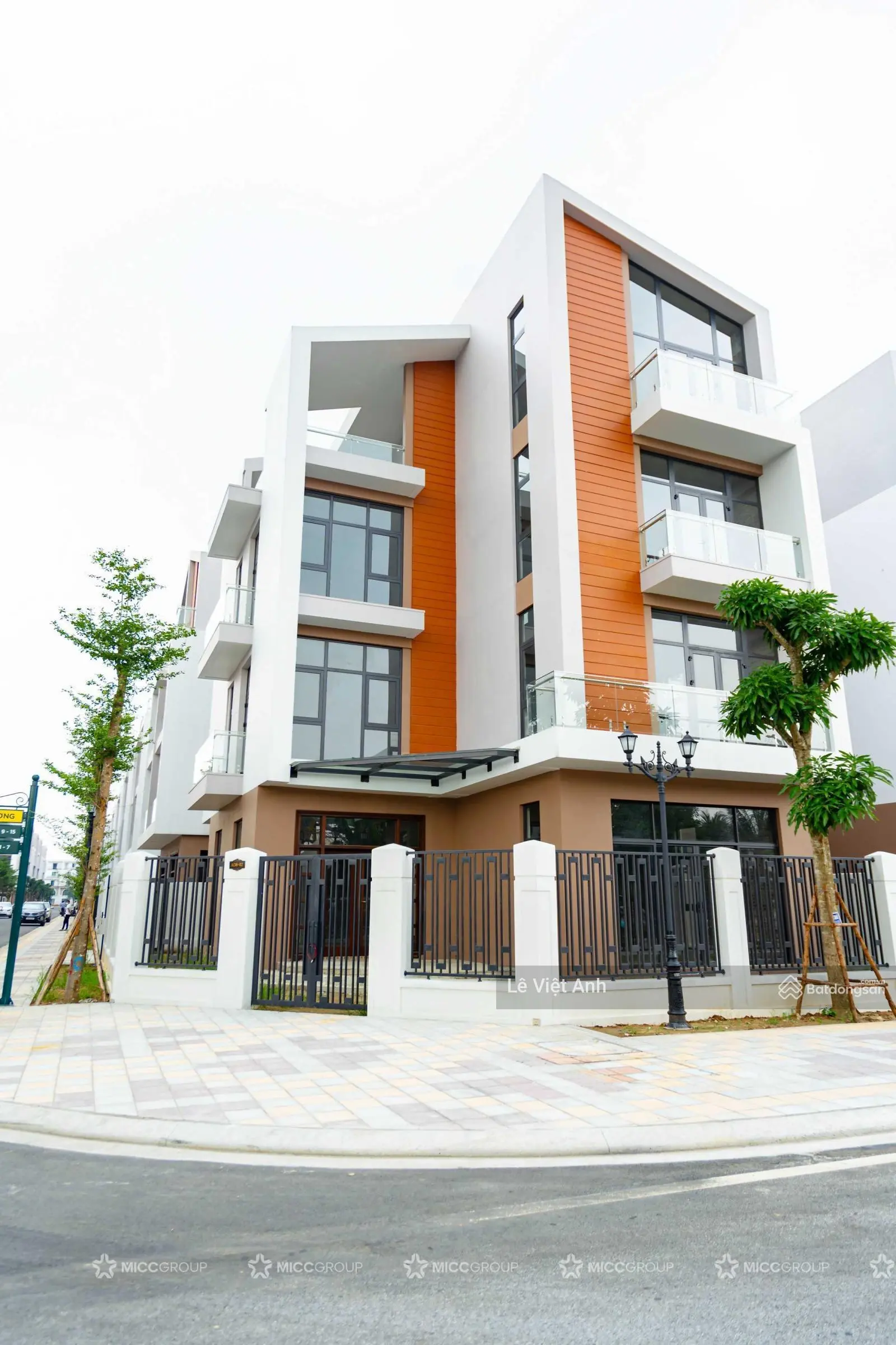 Bán biệt thự góc 2 mặt tiền Vinhomes Ocean Park 3 The Crown, Phân khu Ánh Dương, View công viên